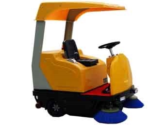 Sweeper accessories knowledge: How to reduce the wear rate of the cleaning brush of the sanitation sweeper?